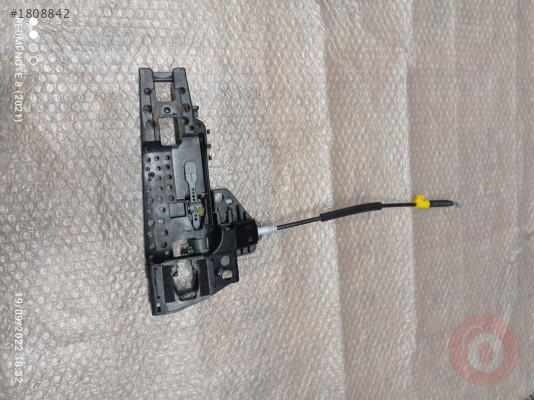 4H0837886 KAPI KOLU KİLİT YATAĞI SAĞ ÖN AUDİ A6 A7 A8 2010>>