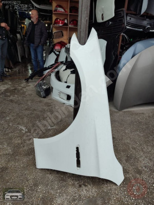 F10 Sol Ön Çamurluk