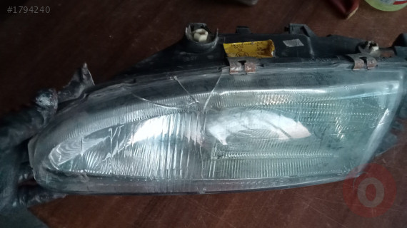 Ford mondeo çıkma sol ön far