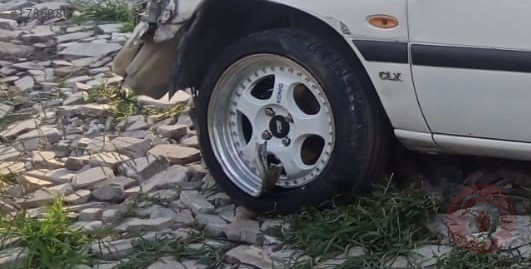 Ford escort 16v efi 1.6 çıkma sol ön çelik jant