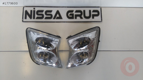 NİSSAN PATROL ÖN SOL SİNYAL SIFIR Y61 2002-2005 26115-VC325