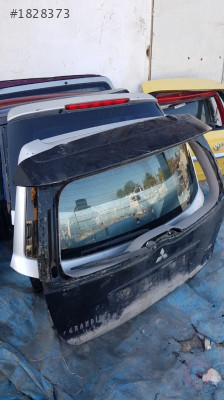 Mitsubishi grandis çıkma bagaj spoiler