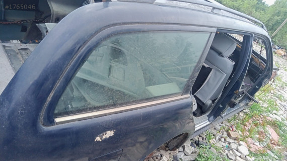 mercedes w210 sw çıkma sağ arka çamurluk camı