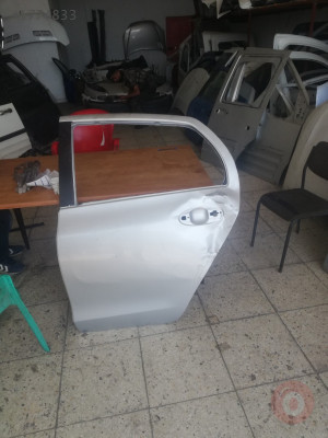 Toyota corolla sol arka kapı çıkma orjinal