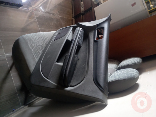 FORD FOCUS 3.SAĞ ÖN KAPI DÖŞEMESİ.4M51-A23942-C