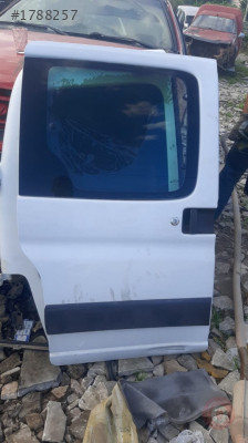 1998 peugeot partner 1.9 çıkma sağ sürgülü kapı