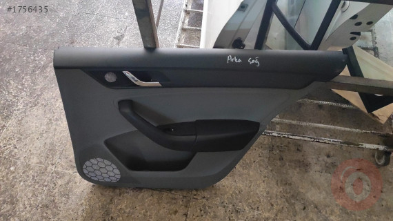 2014 SKODA RAPİD SW ARKA SAĞ KAPI KARTONU