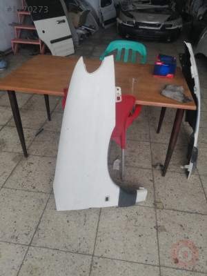 Citroen berlingo sağ ön çamurluk çıkma orjinal