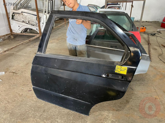 ALFA ROMEO 146 SOL ARKA KAPI CAMI ORJİNAL ÇIKMA