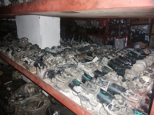 03-08 TOYOTA AVENSİS ÇIKMA ORJİNAL SİLECEK MOTORU