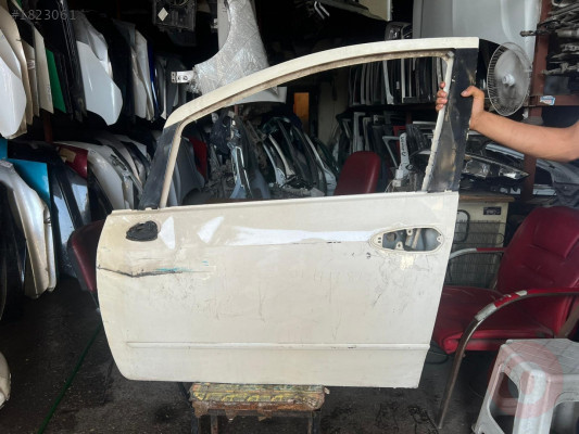 2009 Fiat linea çıkma sol ön kapı