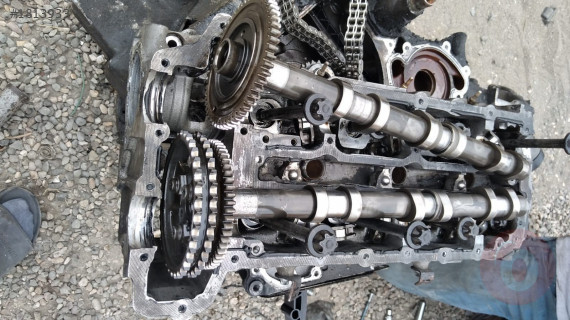 jeep cherokee çıkma 3.0 dizel silindir kapağı