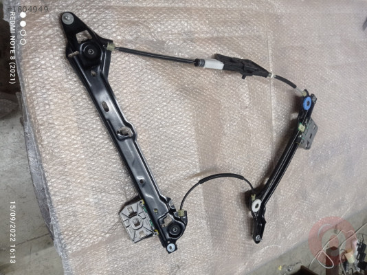 3G8839461A/3G8839461B MOTORSUZ CAM OTOMOTİĞİ SOL ARKA ARTEON