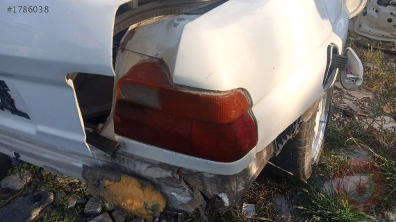 Ford escort 16v efi 1.6 çıkma sağ stop lambası