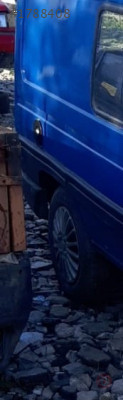 1997 renault express 1.4 kesme sağ arka çamurluk