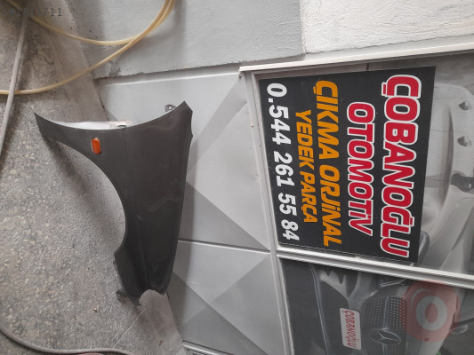 Reneult megane 1sag ön çamurluk
