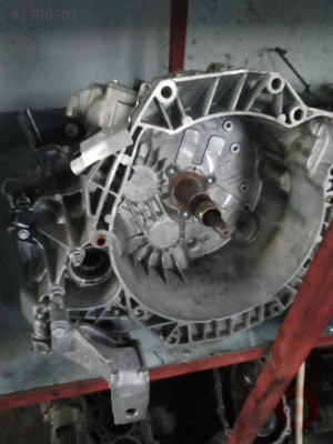 Renault Megane için Kaliteli Çıkma Şanzıman Parçaları