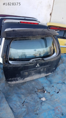 Mitsubishi grandis çıkma bagaj kapağı