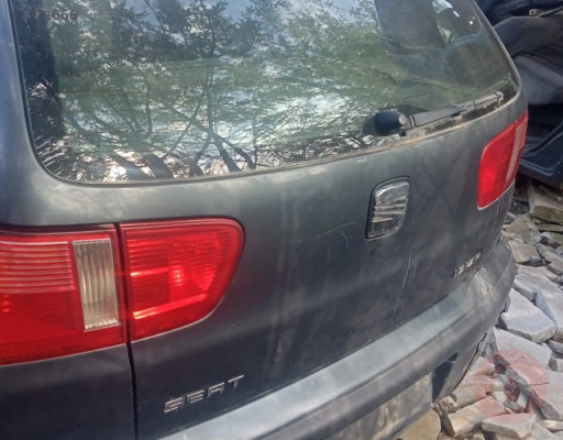 2011 model seat ibiza 16v çıkma stop lambası takımı
