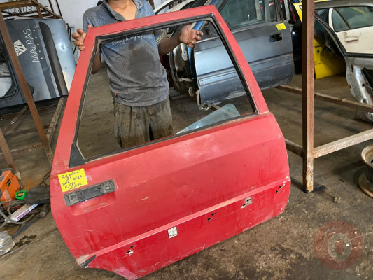 RENAULT 21 SAĞ ARKA KAPI CAM KRİKOSU ORJİNAL ÇIKMA