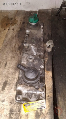 mahindra çıkma külbütör üst kapak