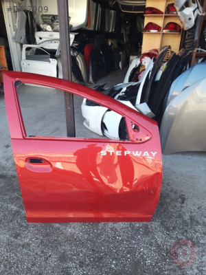 SANDERO STEPWAY SAĞ ÖN KAPI