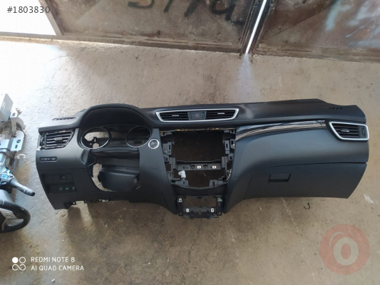 Nissan Qashqai j11 cıkma ön göğüs