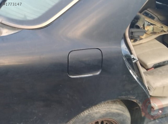 mercedes e-class w210 çıkma depo kapağı