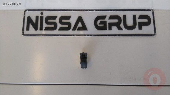 NİSSAN MİCRA ÖN SAĞ CAM AÇMA DÜĞMESİ SIFIR 2010- 25411-AX010