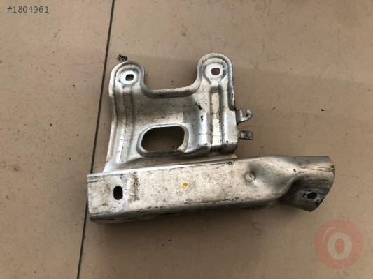 BMW F20-F30-F32 TAMPON DEMİR AYAĞI ALT 51117266193