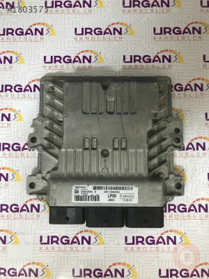 S180133052B BAV61-12A650-BLA  FORD FOCUS MOTOR BEYNİ