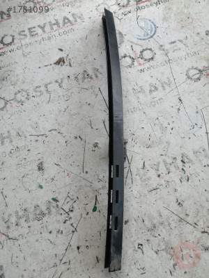 22784830 opel insignia 2014 sol arka kapı cam kızağı