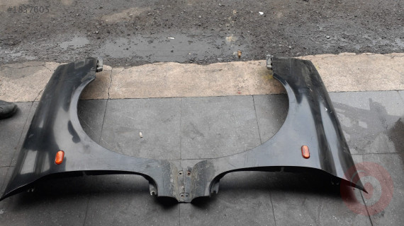 RENAULT CLİO 1 SAĞ SOL ÇAMURLUK