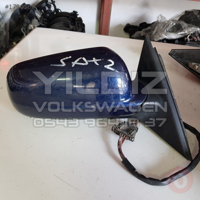 Volkswagen Passat B5 Sağ Dikiz Aynası Çıkma Lacivert