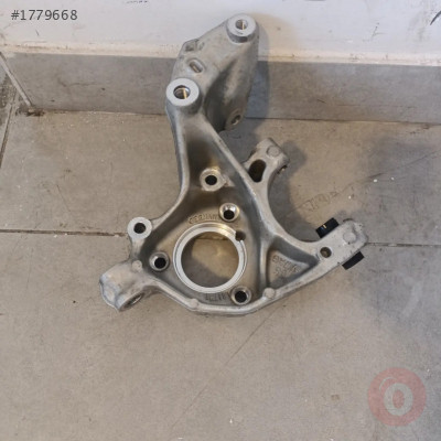 3Q0505435M  SOL ARKA TEKERLEK TAŞIYICI  VW PASSAT ARTEON