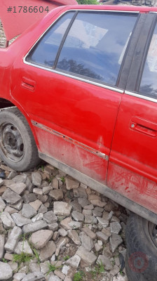 hyundai excel 1.5 çıkma sağ arka kapı