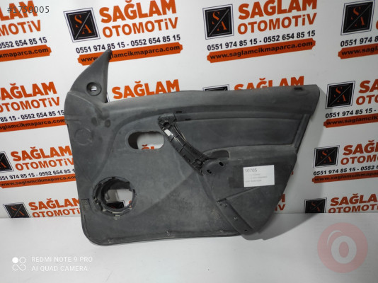 DACİA SANDERO ÇIKMA SAĞ ÖN KAPI DÖŞEMESİ OEM; 820073500