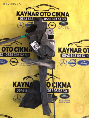 Ford kuga cıkma sol ön kapı kilidi