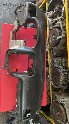 VOLKSWAGEN GOLF 6 ORİJİNAL KOMPLE GÖĞÜS