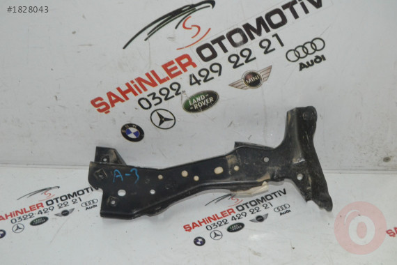 AUDİ A3 ÖN SOL ÇAMURLUK BRAKETİ 8V0821135A