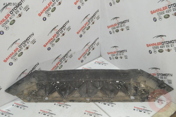SKODA FABİA TAMPON MUHAFAZASI 8V0807611