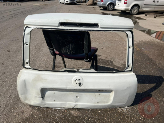 Fiat panda çıkma arka bagaj kapısı