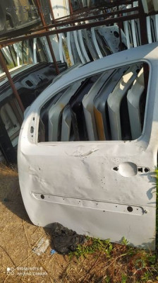 Renault Kangoo 2014 model sol ön kapı çıkma