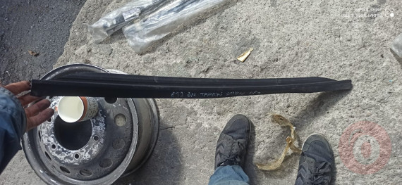 E39 5 SERİSİ ÖN TAMPON SPOYLERİ SIFIR BMW ORJİNAL ÇIKMA