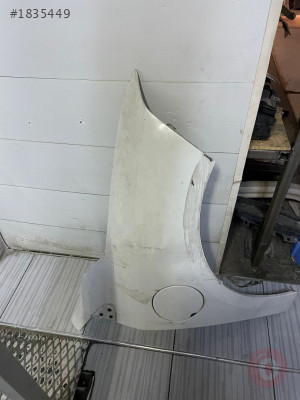 RENAULT FLUENCE SAĞ ÖN ÇAMURLUK