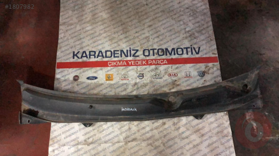 OPEL İNSİGNİA 2011 ÇIKMA ORJİNAL ÖN CAM IZGARASI