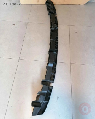 4M0807458 ARKA TAMPON BAĞLANTI BRAKETİ