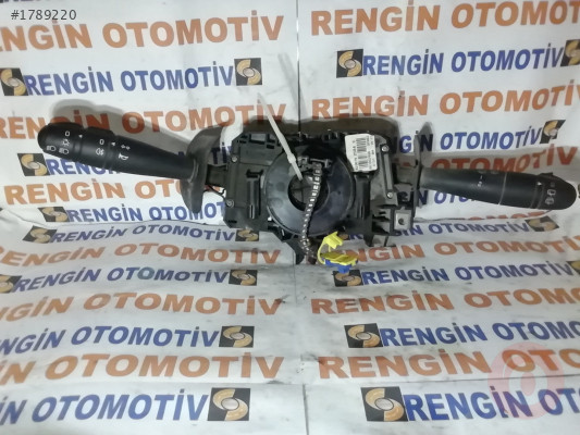 DACİA SANDERO SİNYAL KOLU 901057666