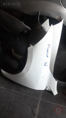 RENAULT FLUENCE SOL ÇAMURLUK