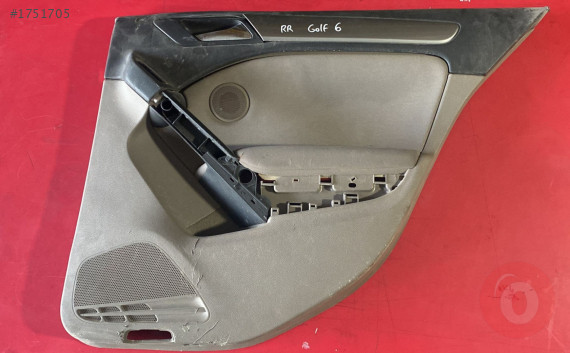 VOLKSWAGEN GOLF 6 ORİJİNAL SAĞ ARKA KAPI DÖŞEMESİ